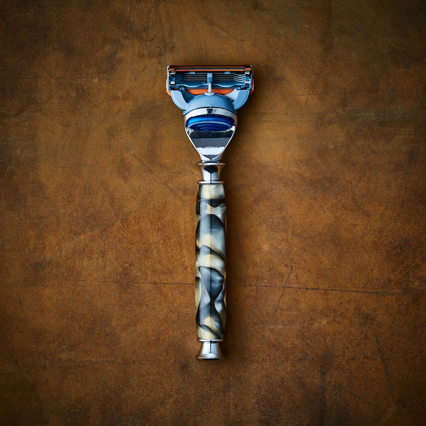 The Shadow Razor