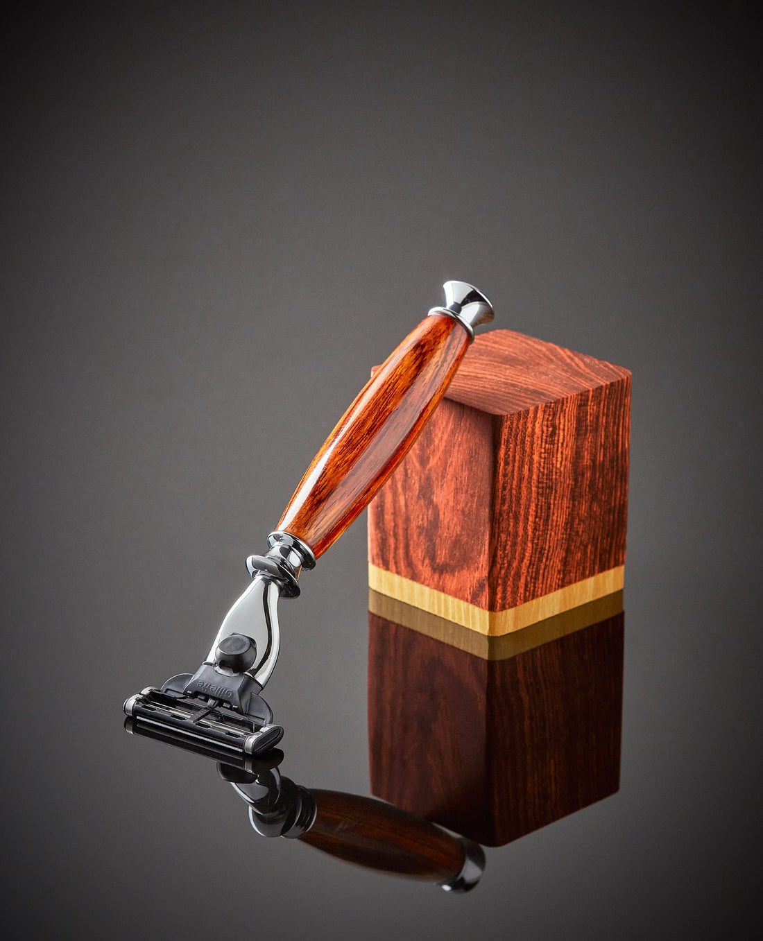 Luxury shave set the Tower