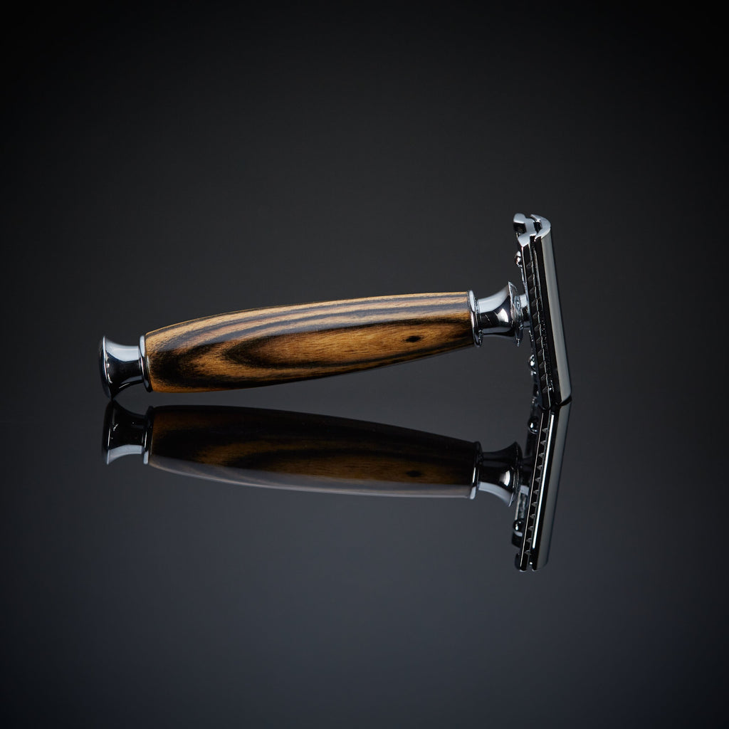 The Mira Razor (Moon Ebony)