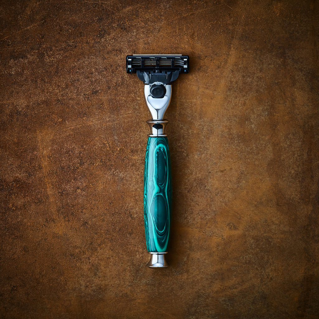 The Serpentine Razor (Malachite )