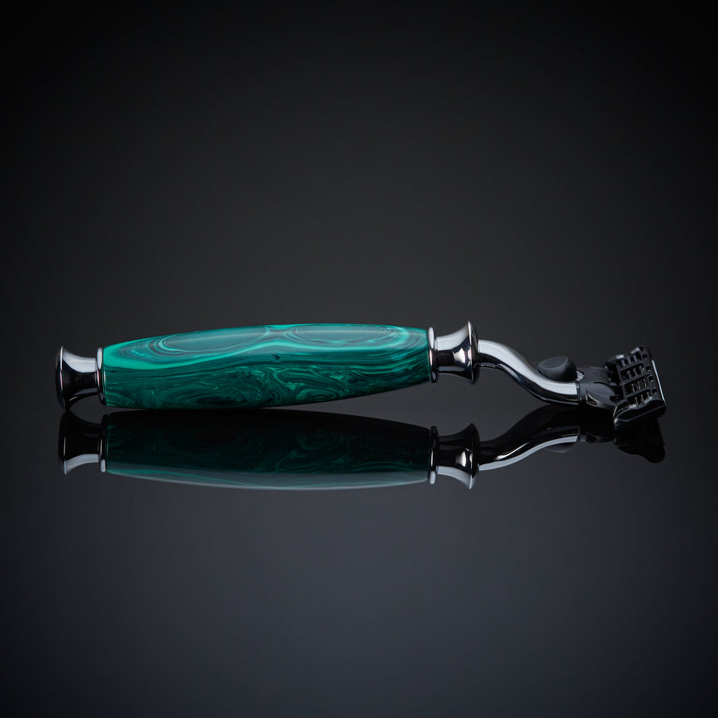 The Serpentine Razor (Malachite )