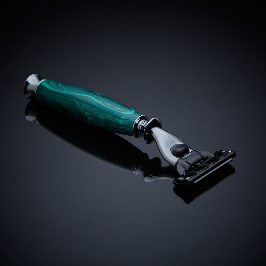 The Serpentine Razor (Malachite )