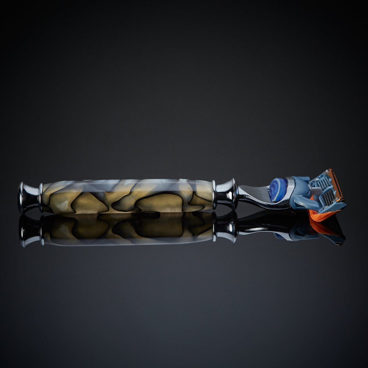Pyramid Razor The Shadow Razor – Imperium Razors
