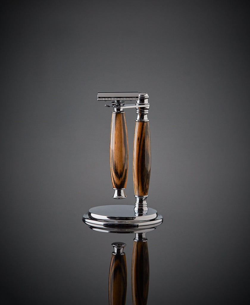 wooden shaving kit stand and safety razor