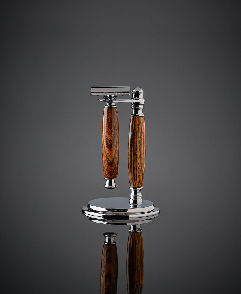 Shaving set razor and stand for safety razor. Proudly made in the USA