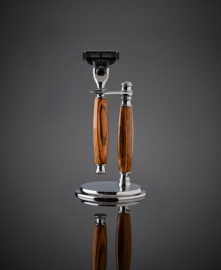 Shaving set razor and stand for Gillette Mach 3 and Venus. Proudly made in the USA