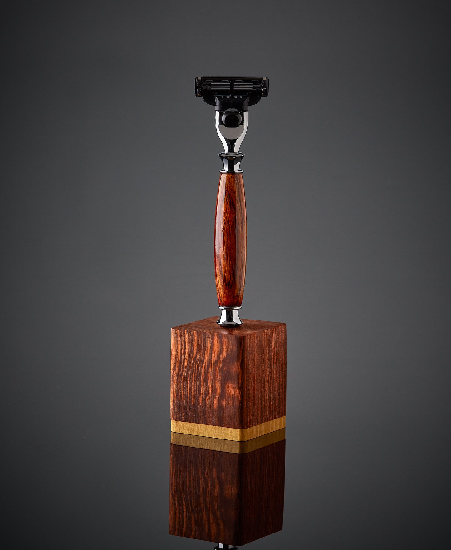 The Ace Tower (Rosewood) - Imperium Razors